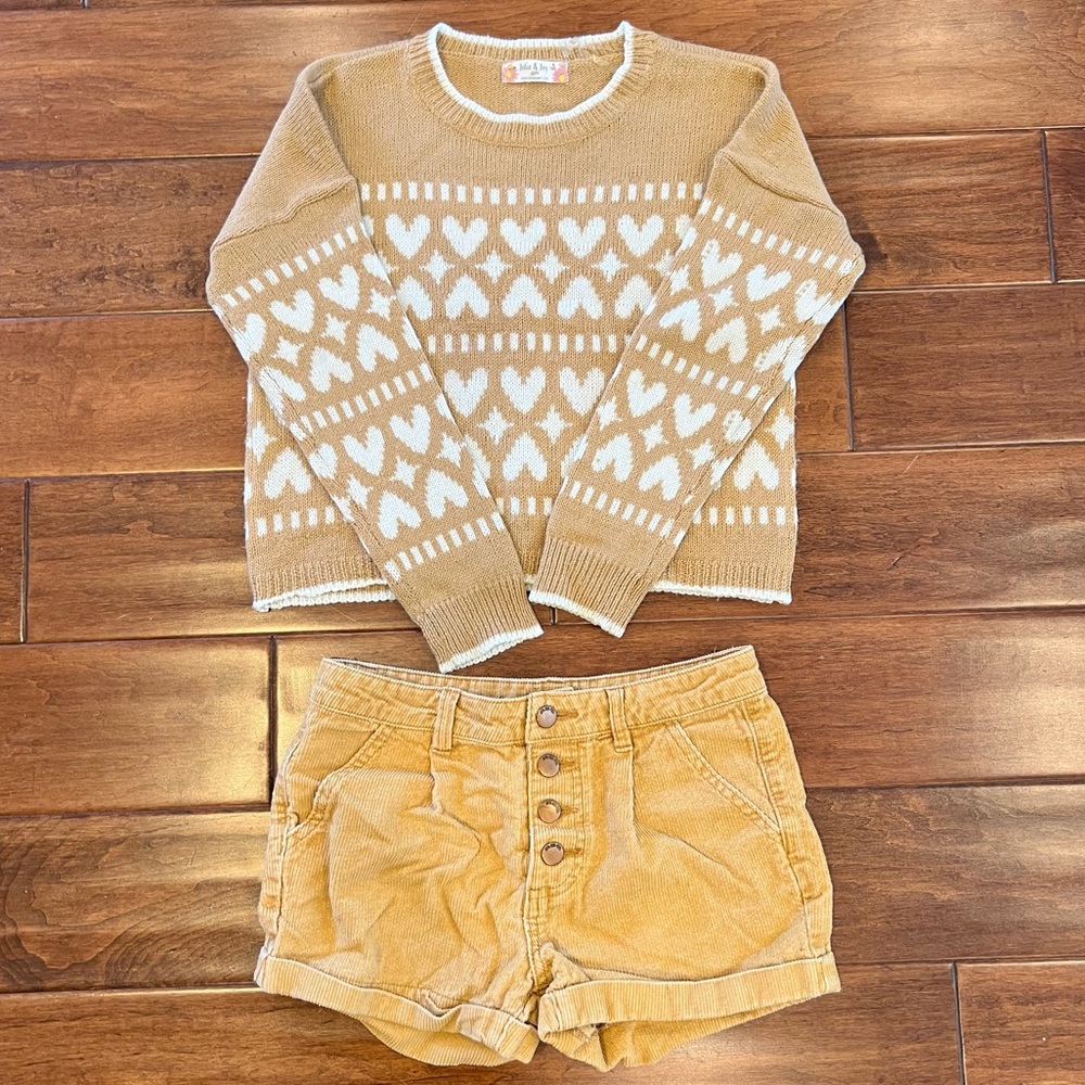 Tilly’s bundle knit top and corduroy shorts junior 14